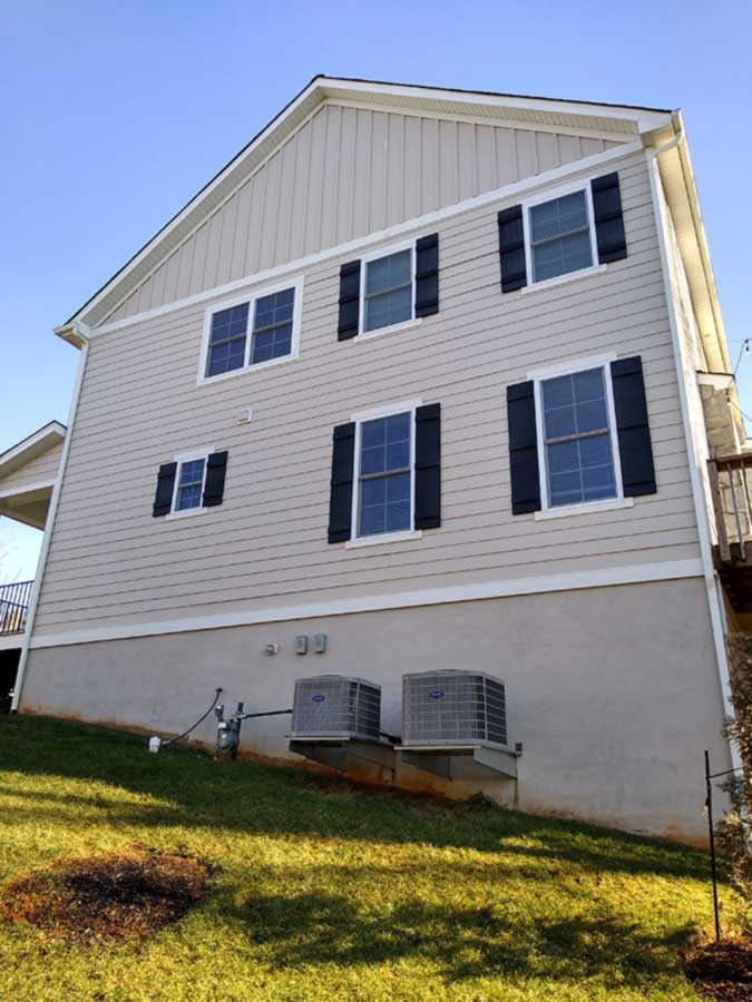 House Wash on Hyland Creek Drive, Charlottesville, VA