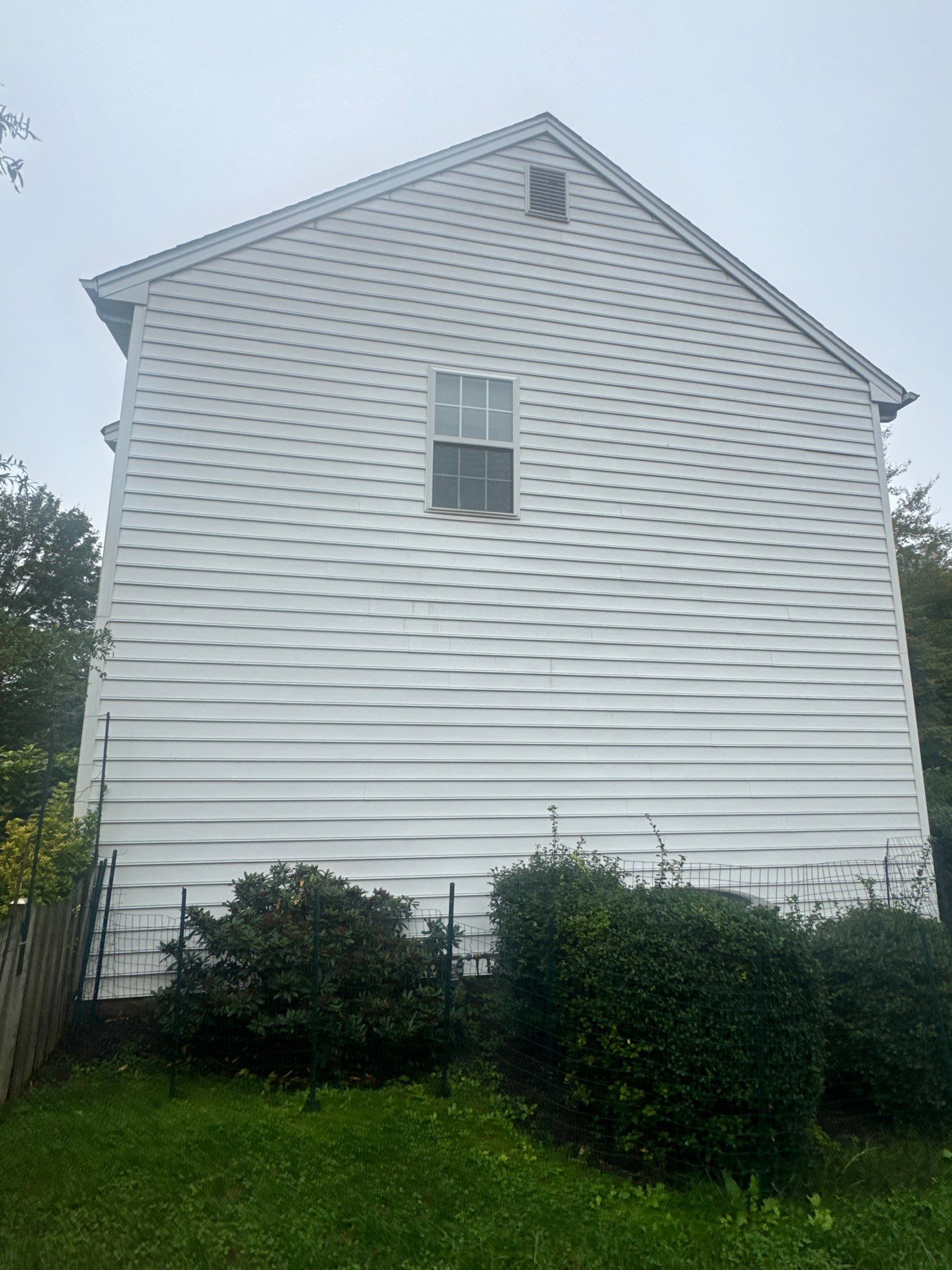 Dunlora Neighborhood House Soft Wash Cleaning in Charlottesville